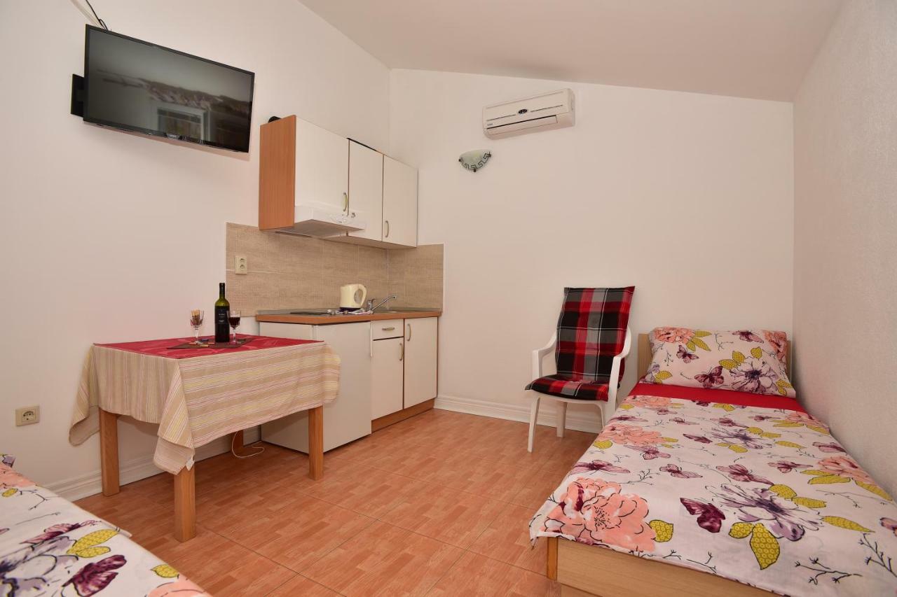 Studio Apartments Antonio Makarska Luaran gambar