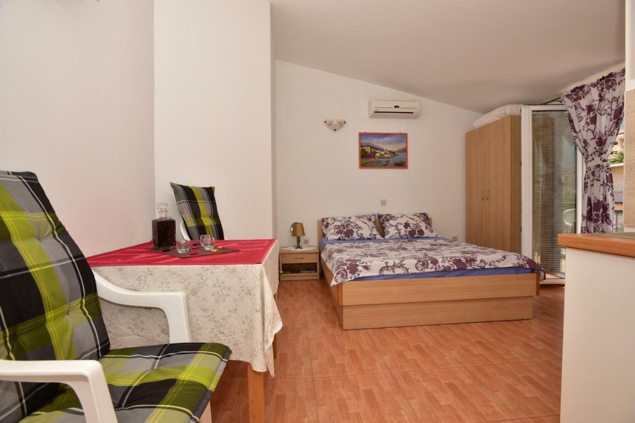 Studio Apartments Antonio Makarska Luaran gambar